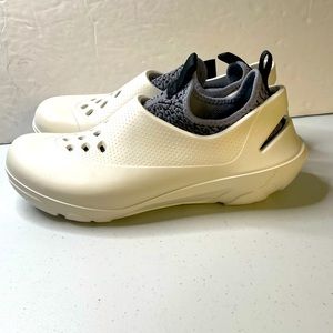 Jordan System 23 Mens Size 10 Convertable Sneaker Sandal Sail Color